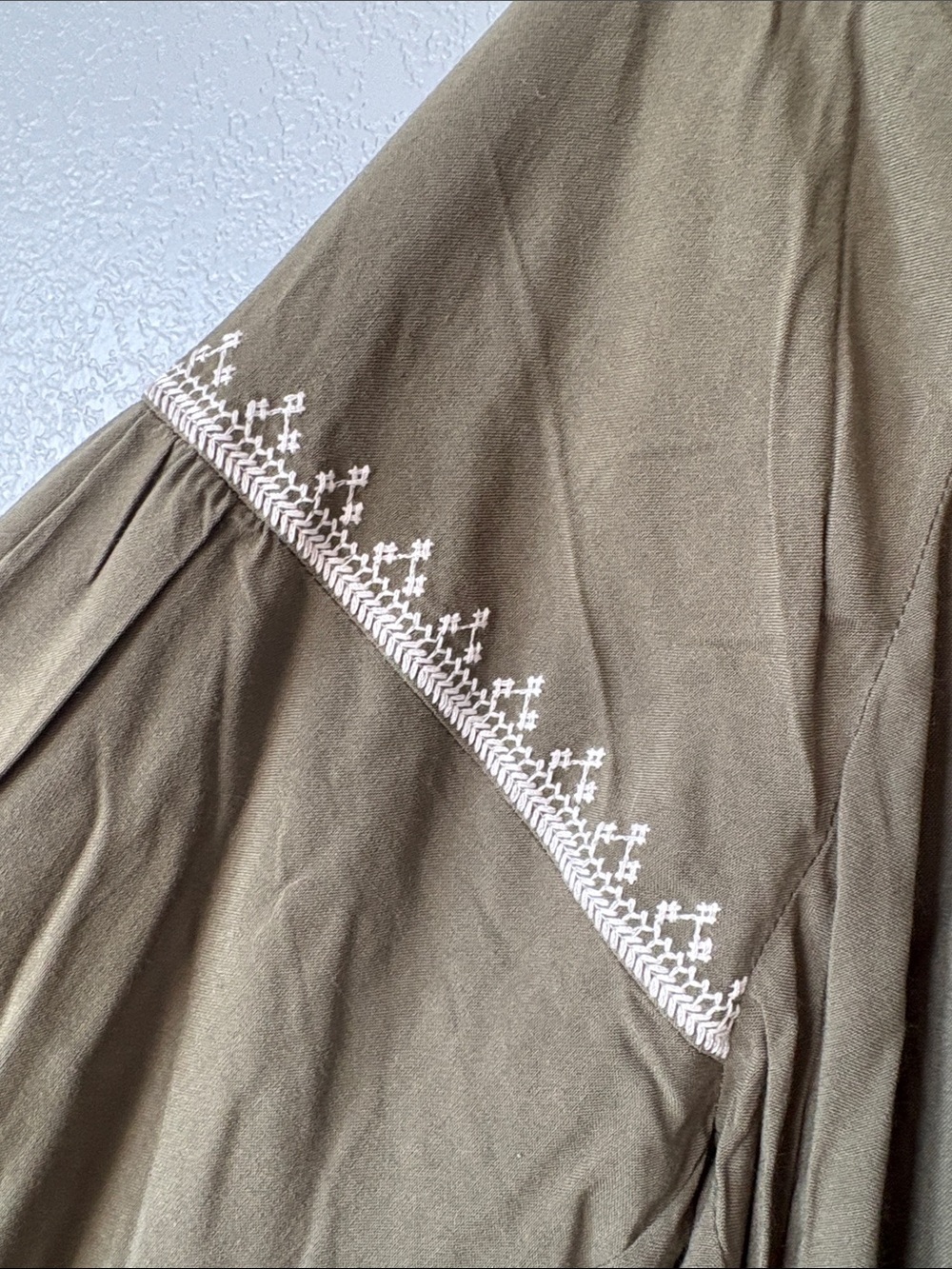 Sanctuary Olive Green Embroidered Boho Tunic with Tassels - Picture 4 of 7